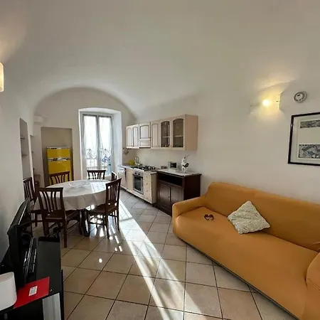 Appartement 2 Passi Dal Mare Di Ampio Trilocale