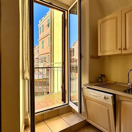 2 Passi Dal Mare Di Ampio Trilocale Apartment Alassio